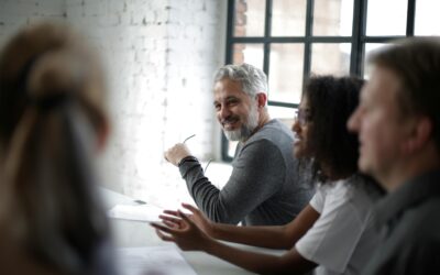 Coaching en entreprise : prévenir l’épuisement et renforcer la cohésion (sans discours “bien-être” vide)