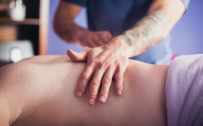 Votre corps n’arrive plus à “débrancher” ? Le massage énergétique pour apaiser le système nerveux